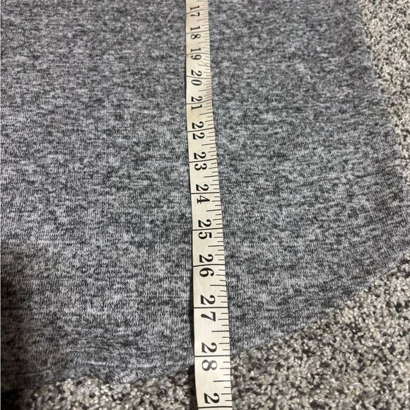 ❤️Old Navy Active Long Sleeve Sweater - Picture 6 of 6